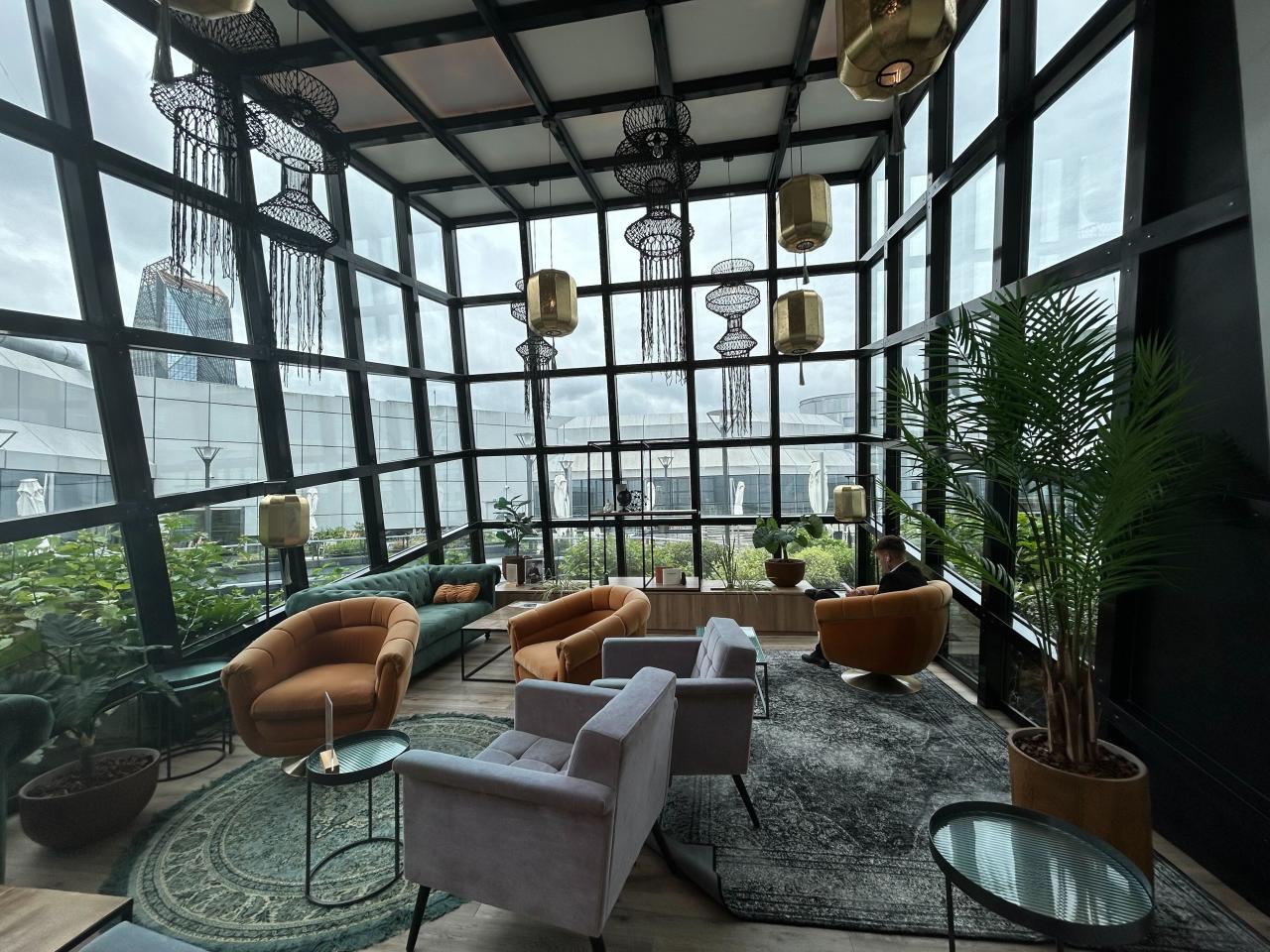 Coworking La Défense Location coworking Puteaux Hauts-de-Seine OLBUR2532791 8